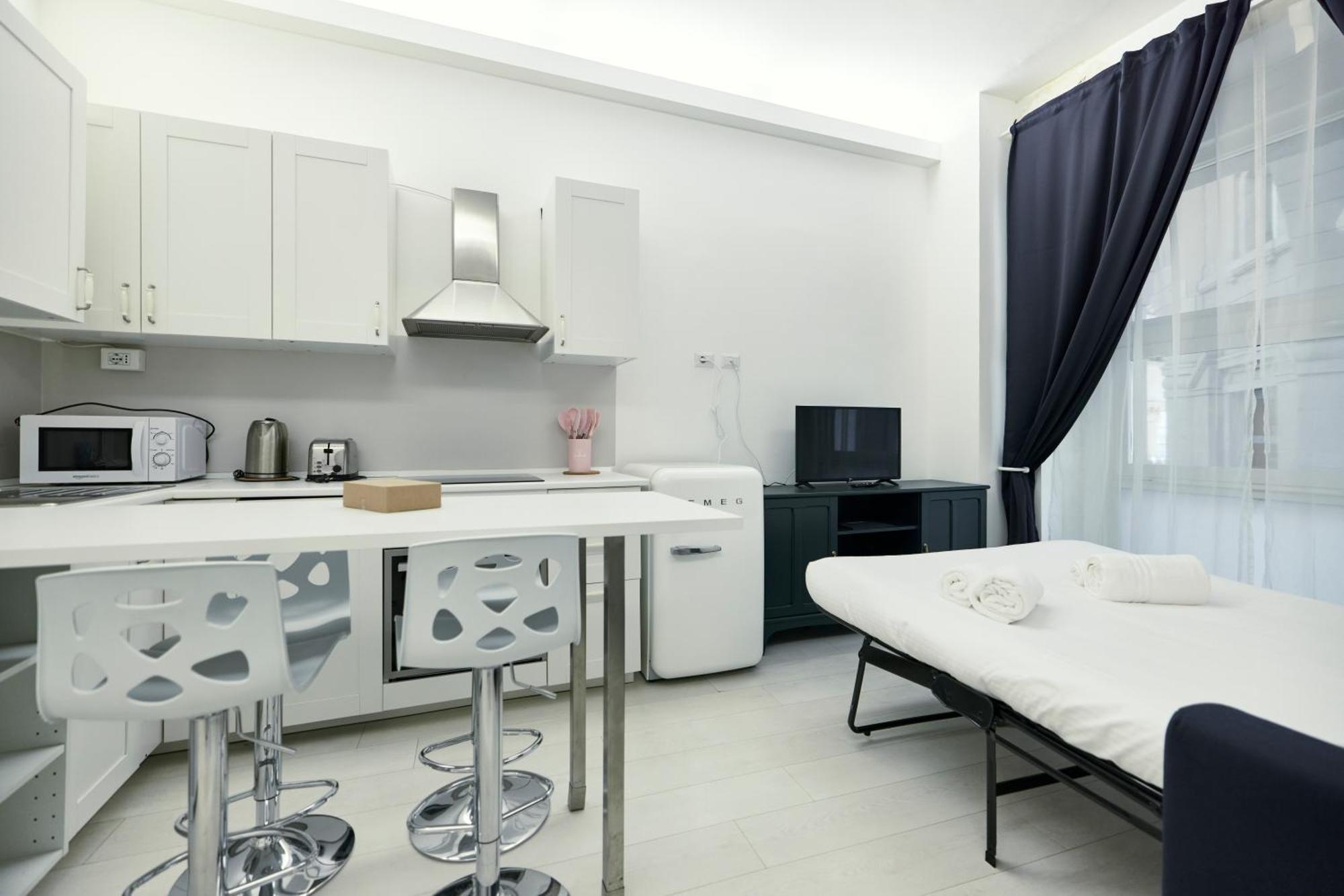 Apartment Duomo View - 2 Min From Duomo Amazing Location Milan